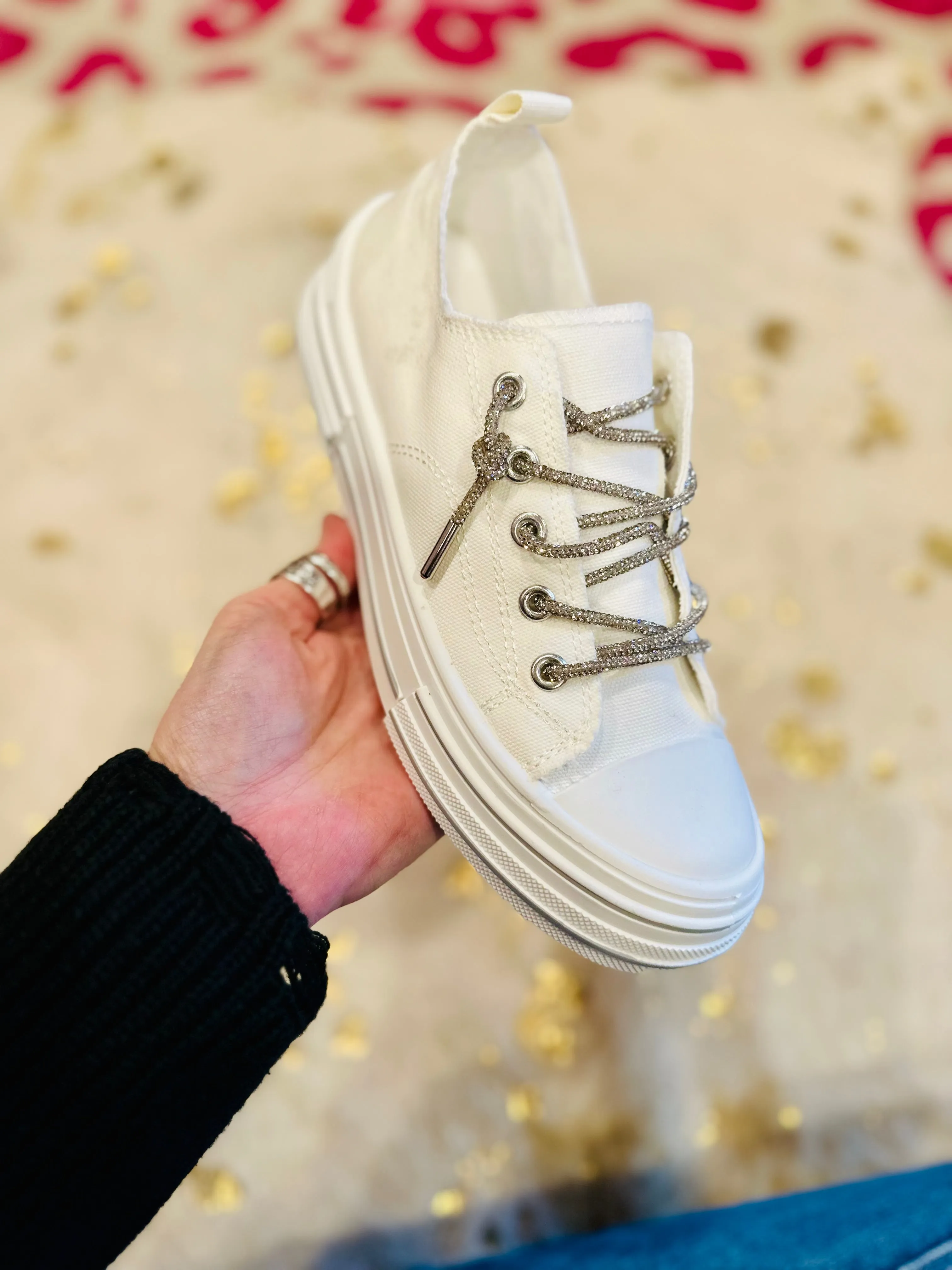 The Aman Sneakers by Very G